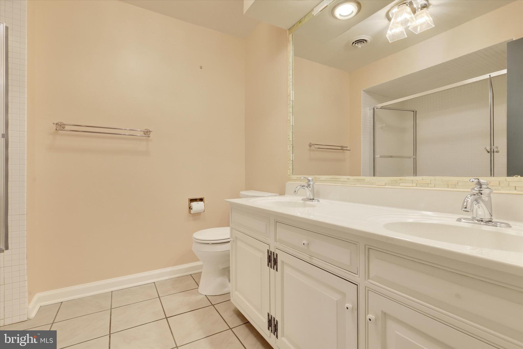 POINT RIDGE FARMS - Residential