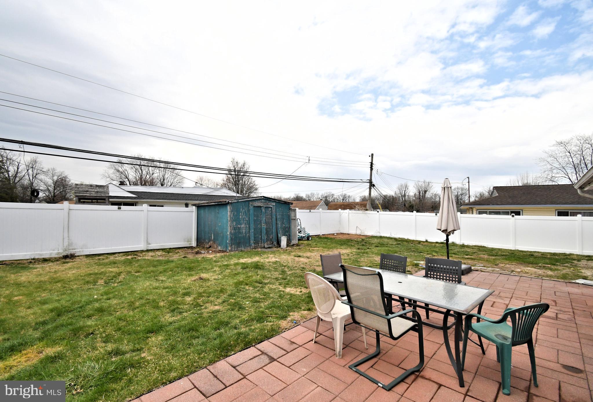 INDIAN CREEK - Residential