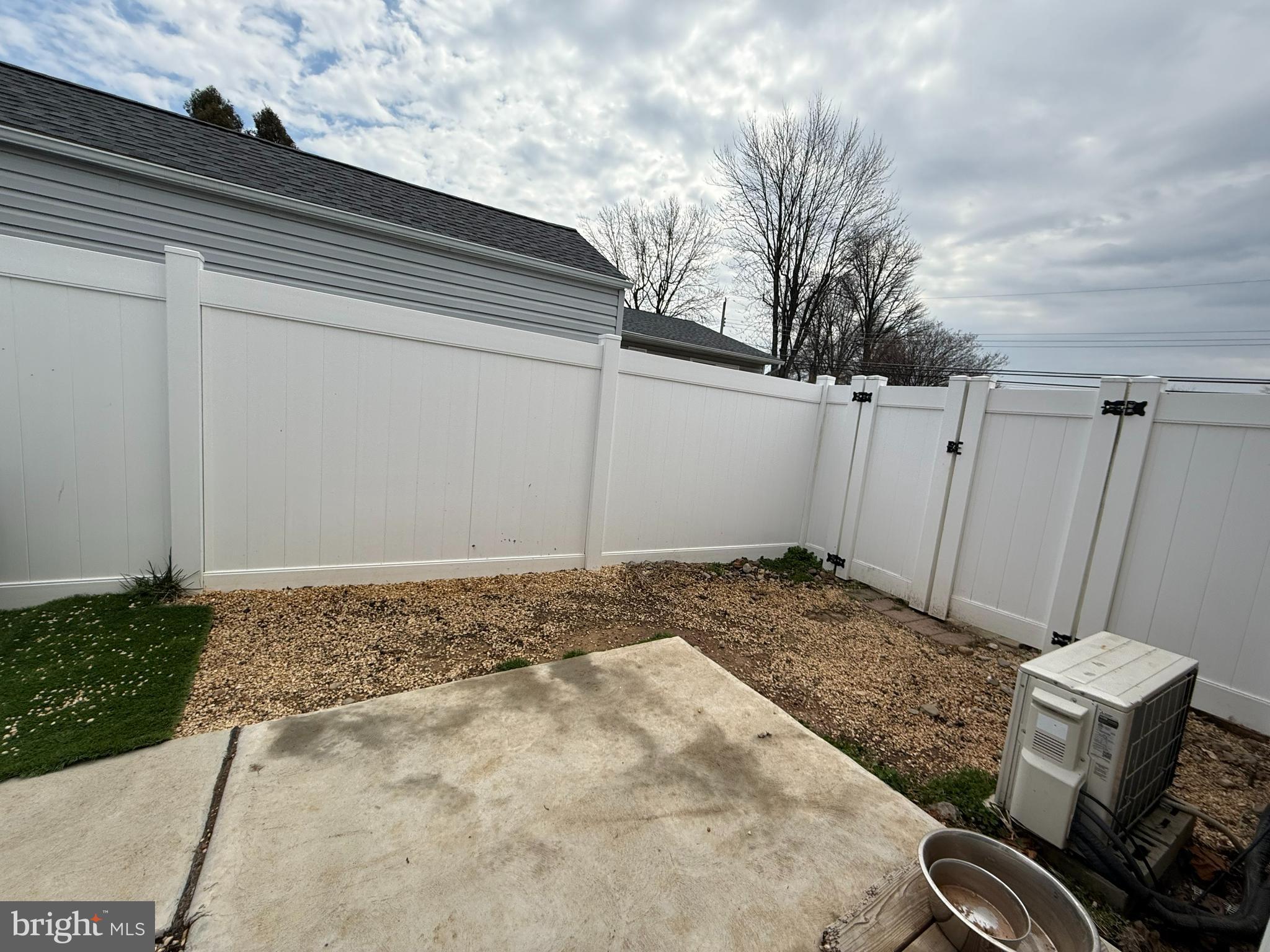 INDIAN CREEK - Residential