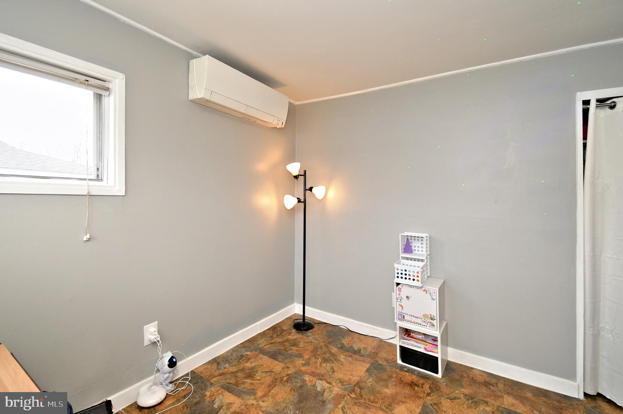 INDIAN CREEK - Residential