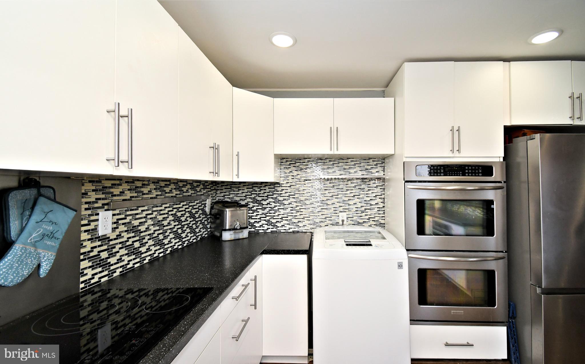 INDIAN CREEK - Residential