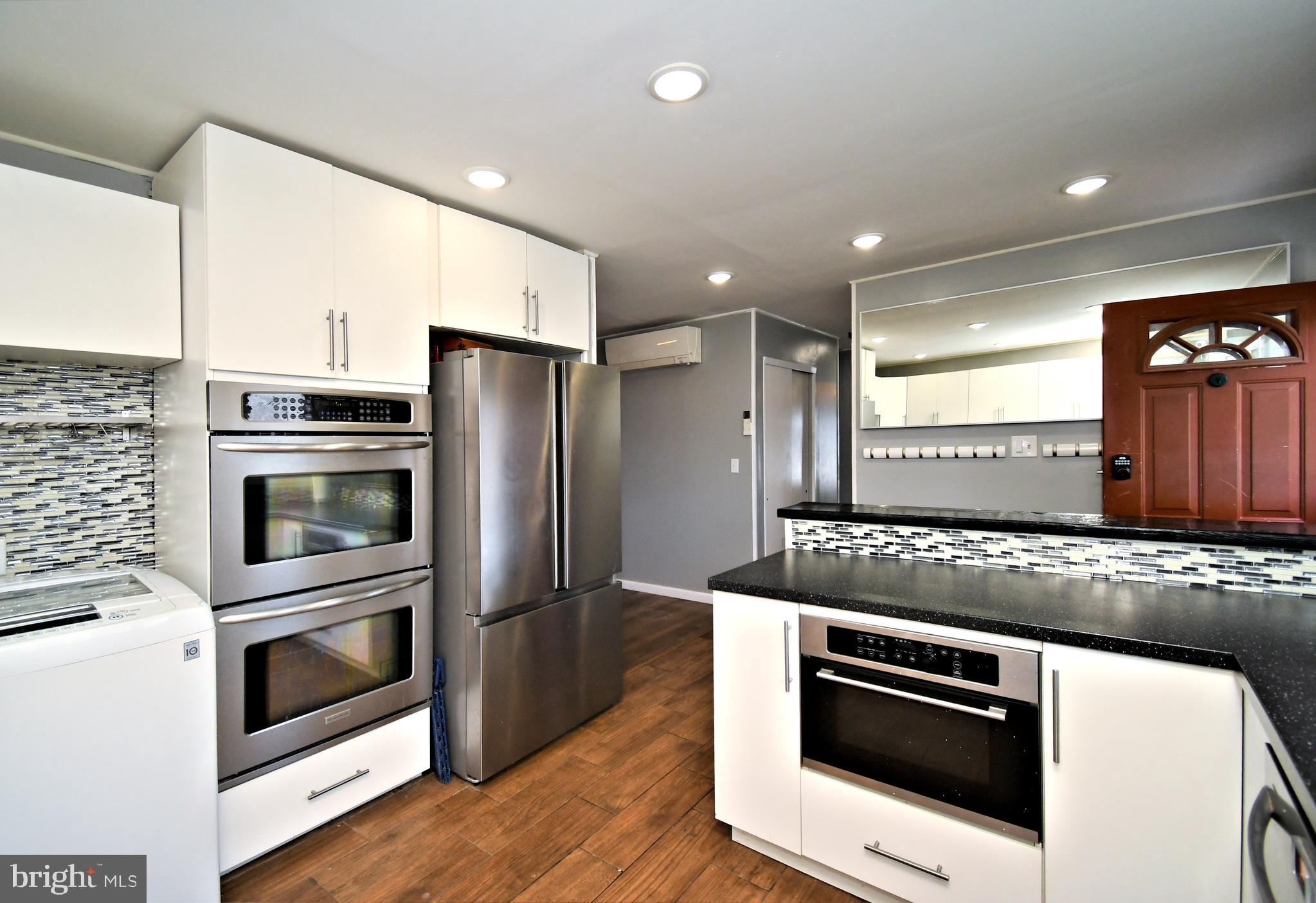 INDIAN CREEK - Residential