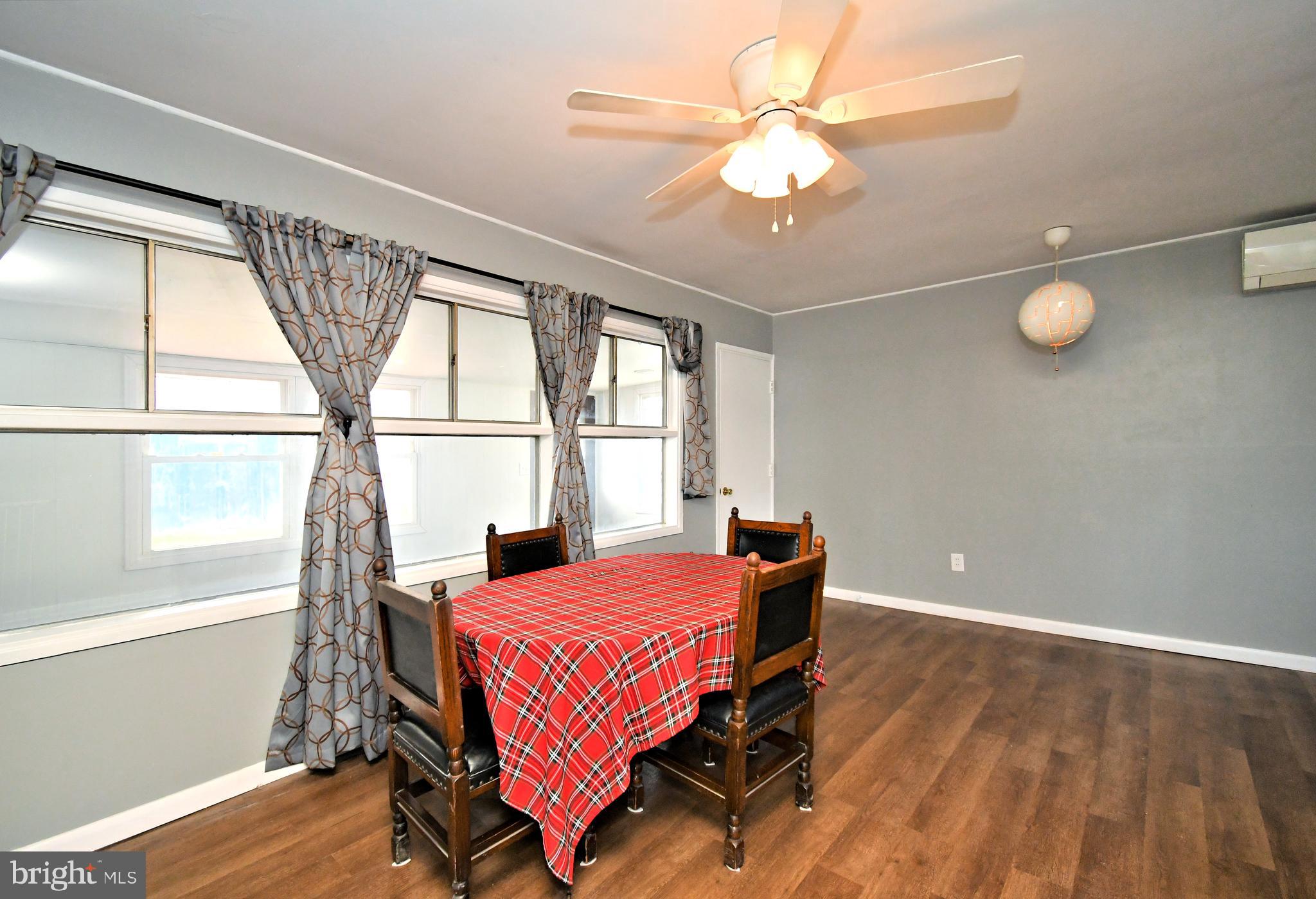 INDIAN CREEK - Residential