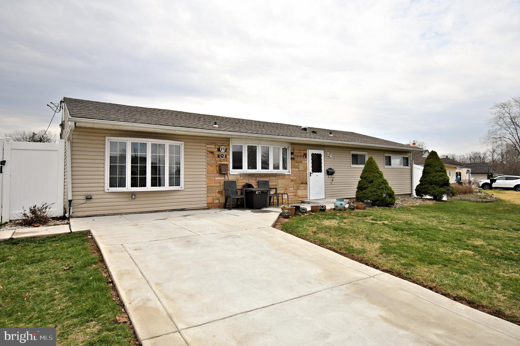 INDIAN CREEK - Residential