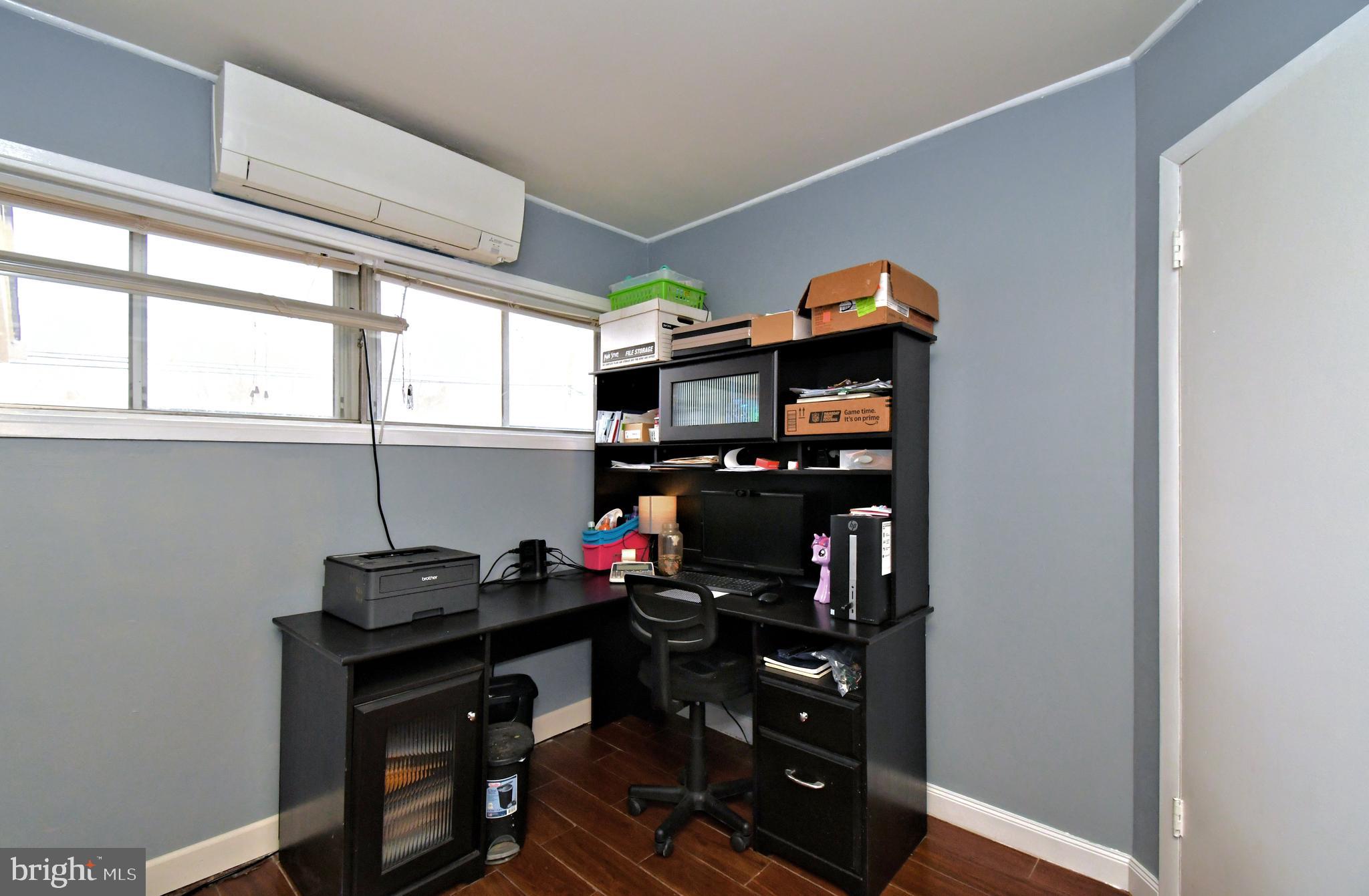 INDIAN CREEK - Residential