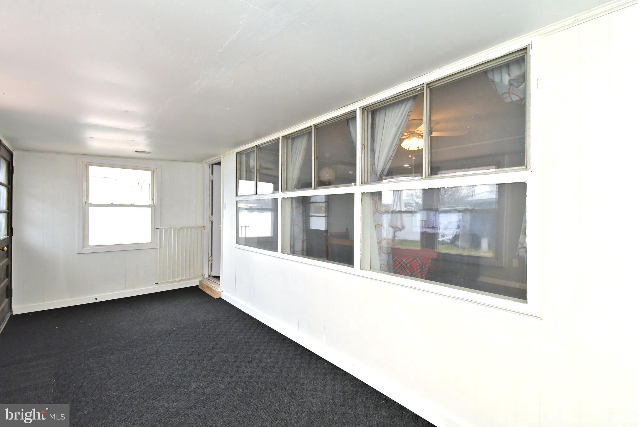 INDIAN CREEK - Residential