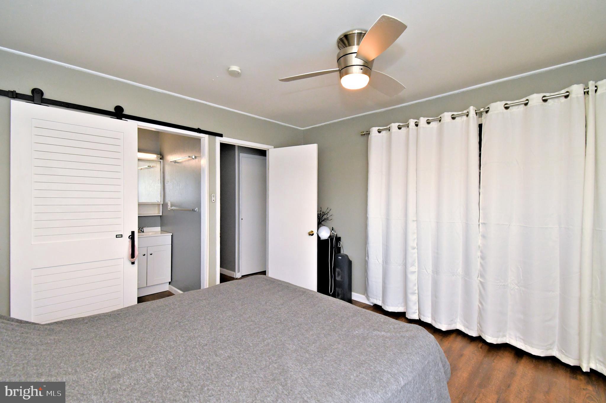 INDIAN CREEK - Residential