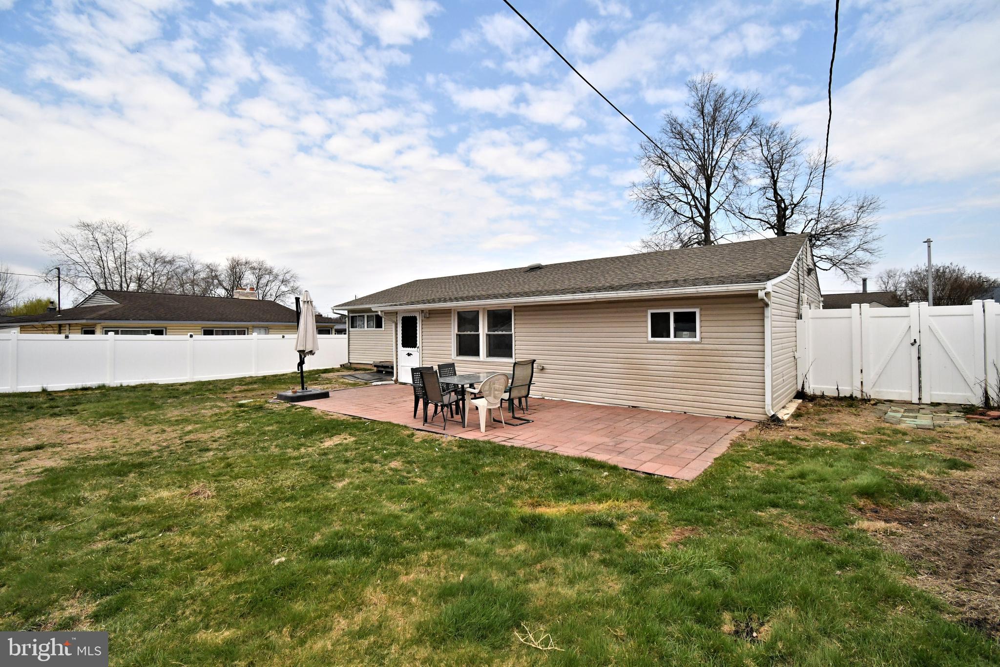 INDIAN CREEK - Residential