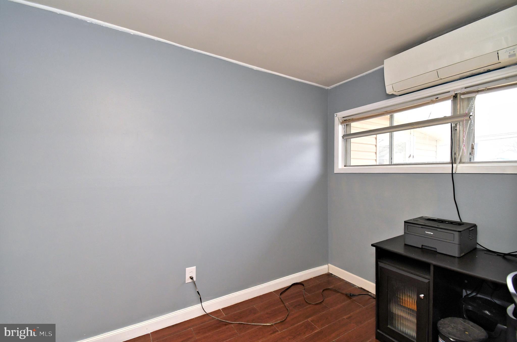 INDIAN CREEK - Residential