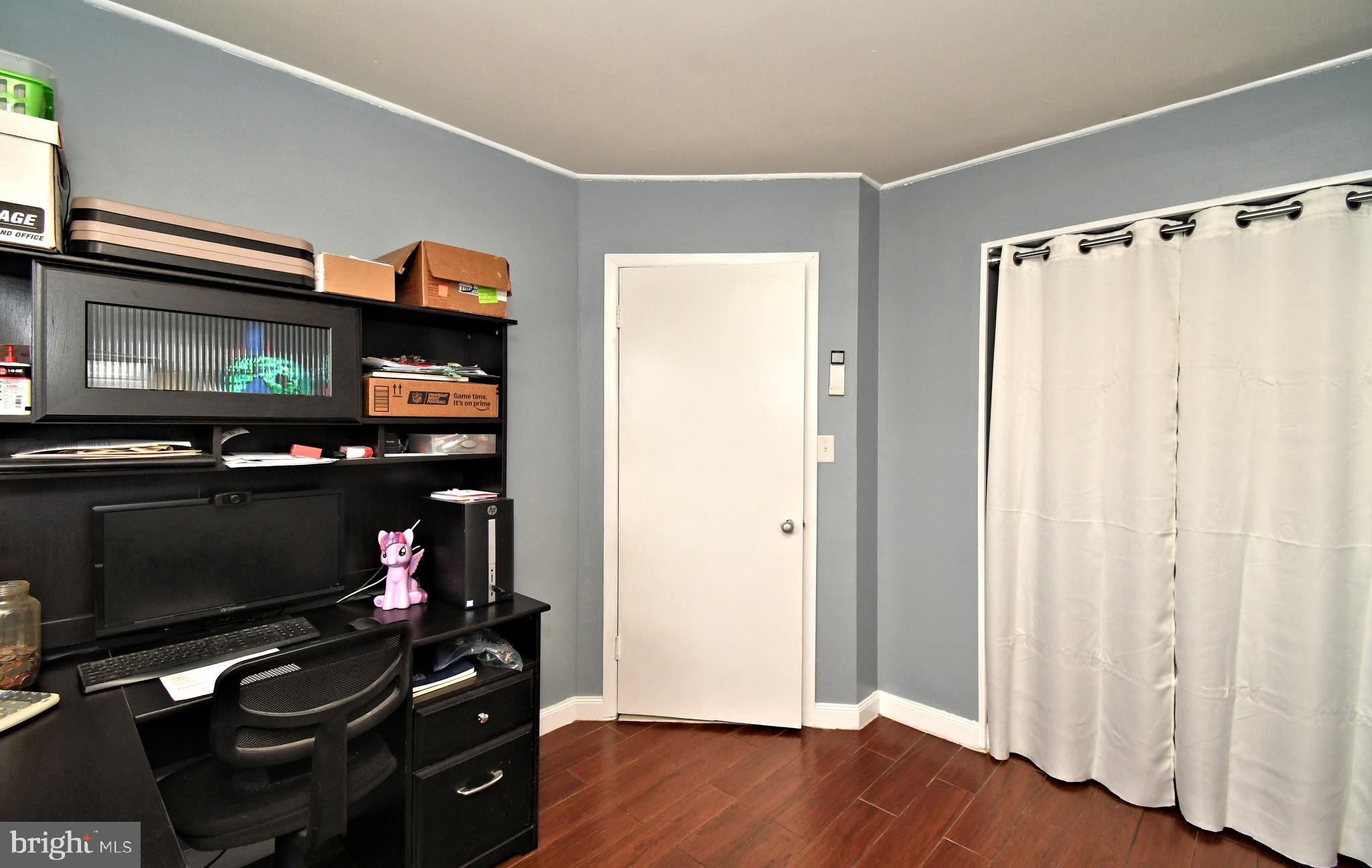 INDIAN CREEK - Residential