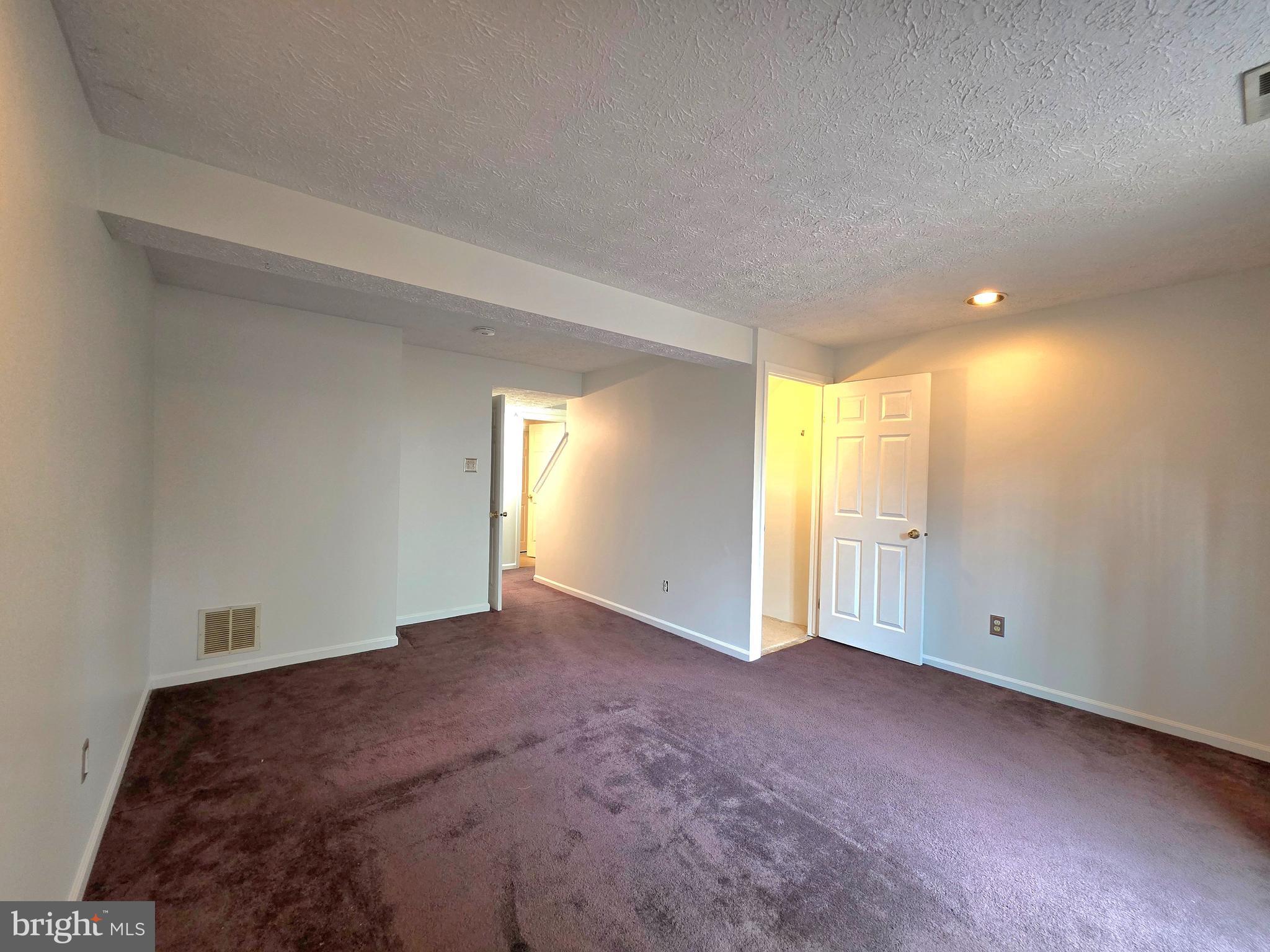 NEWINGTON HEIGHTS - Residential Lease