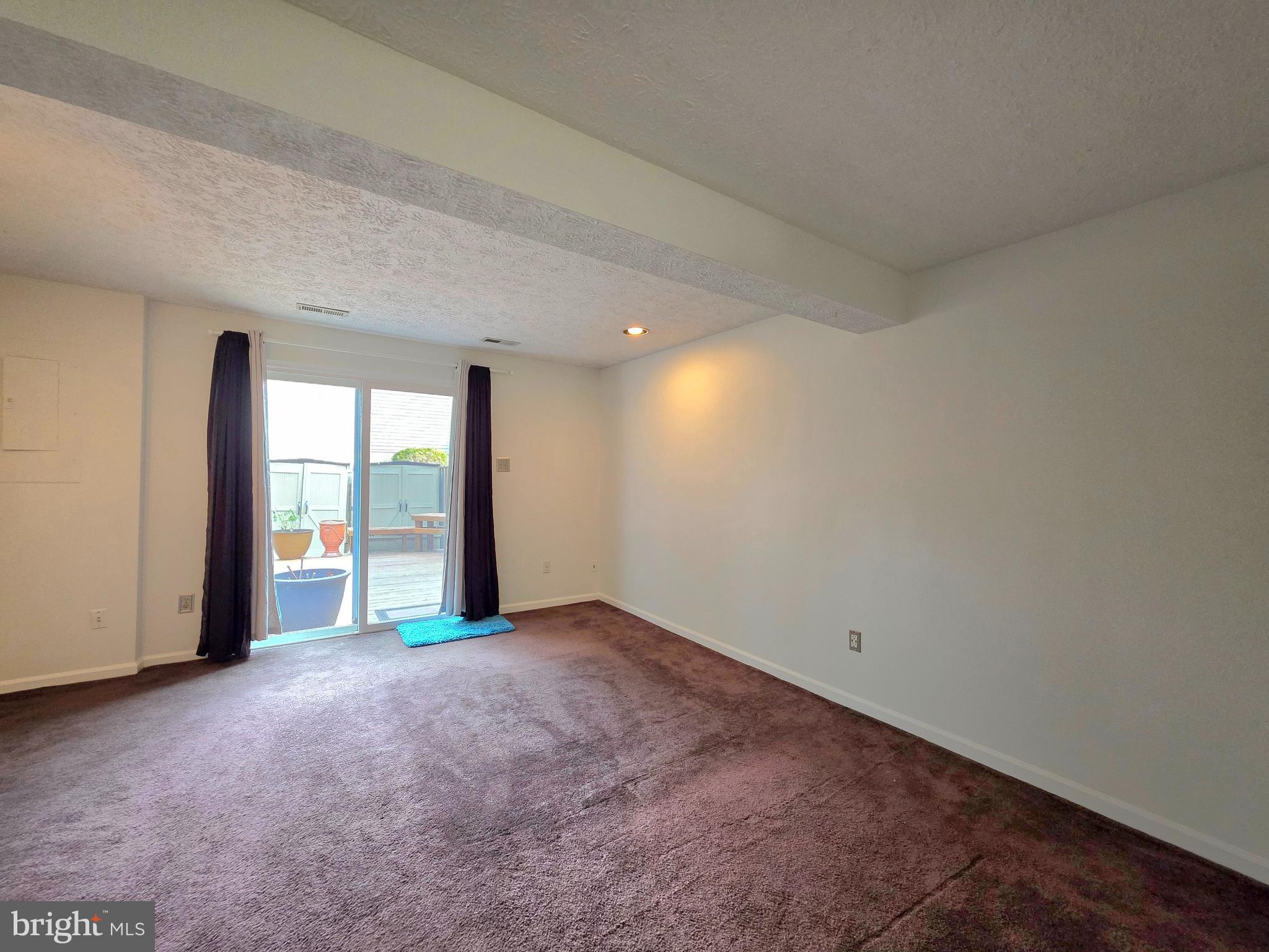 NEWINGTON HEIGHTS - Residential Lease