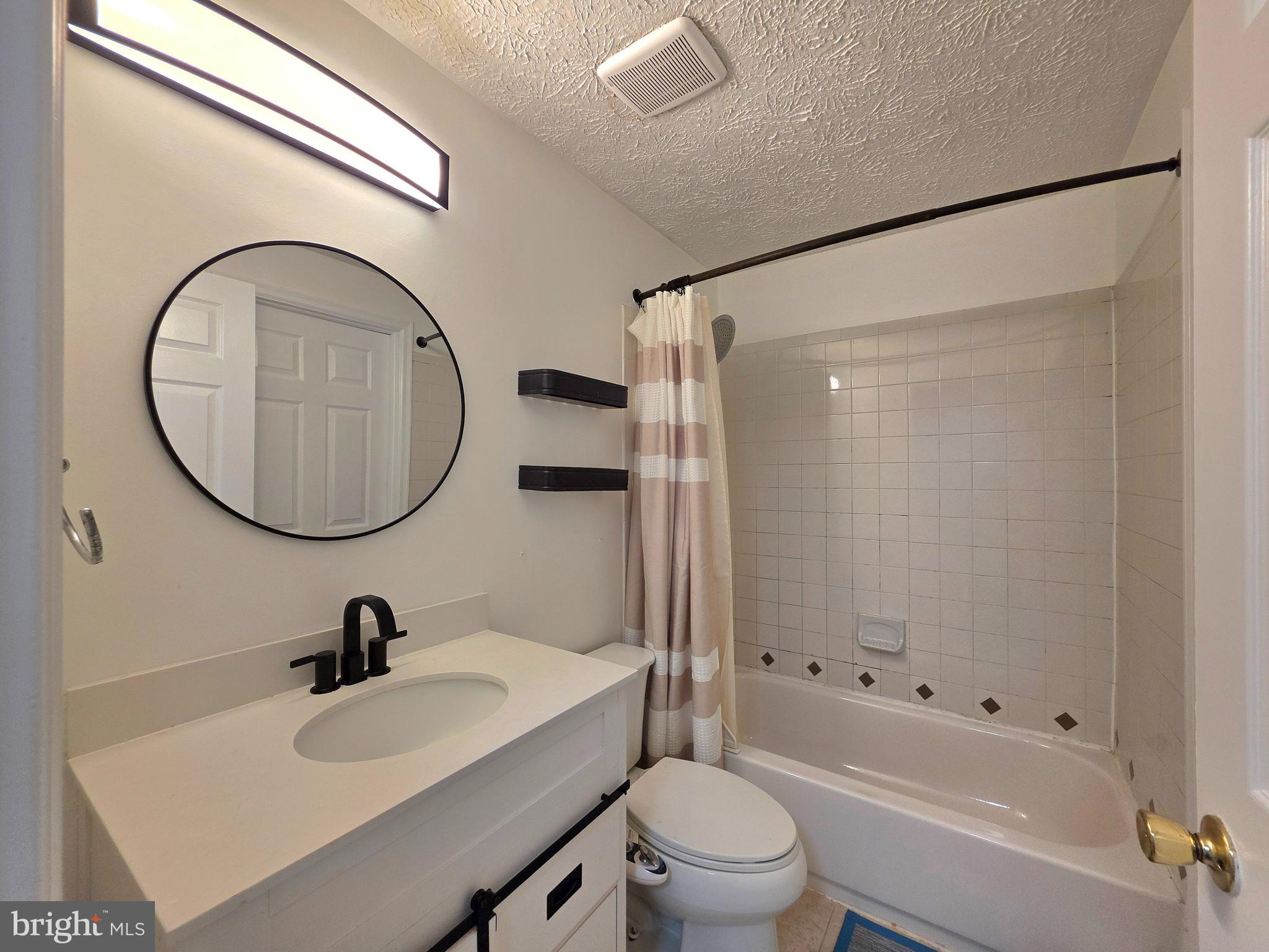 NEWINGTON HEIGHTS - Residential Lease