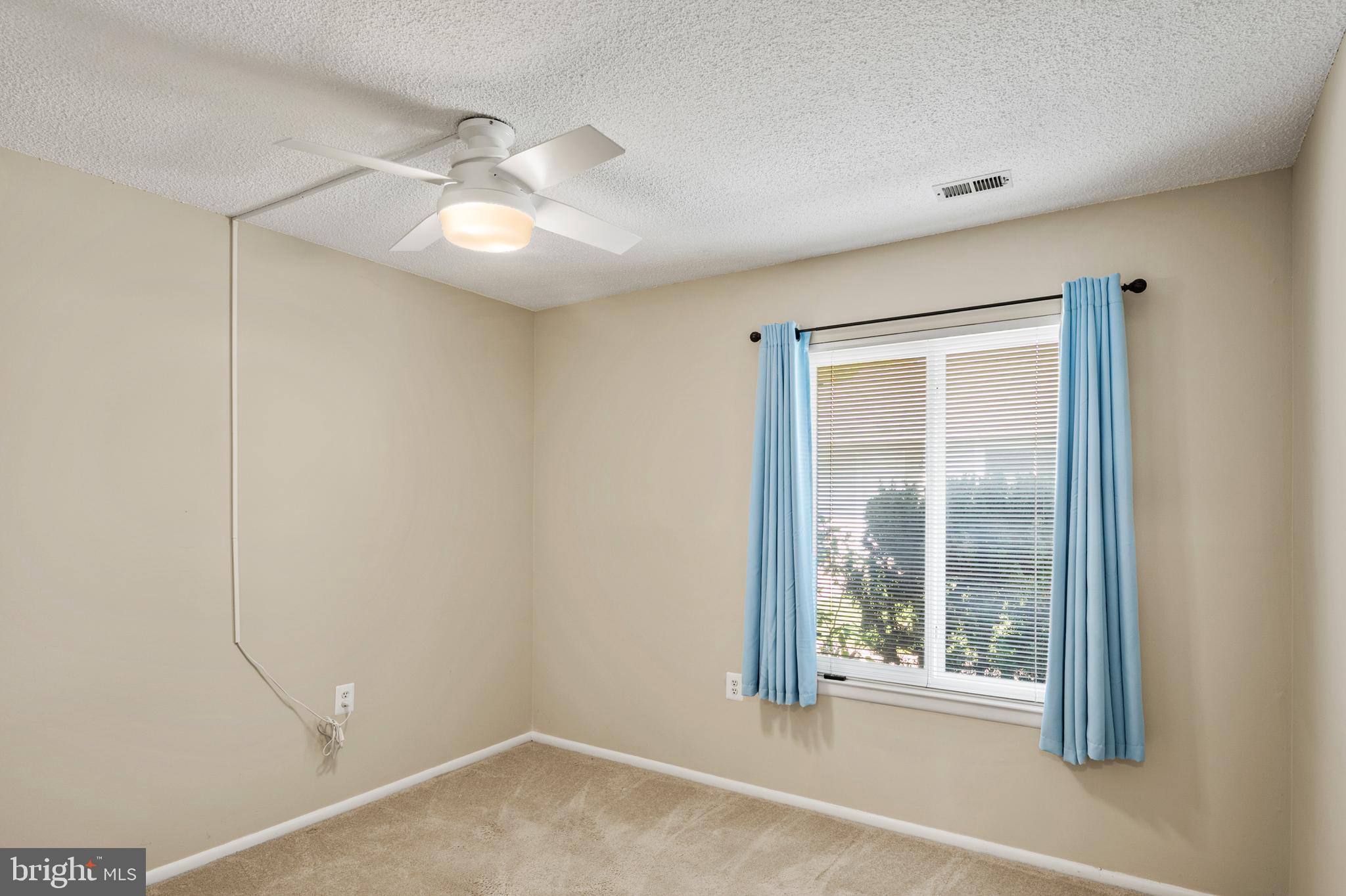 LEISURE WORLD - Residential