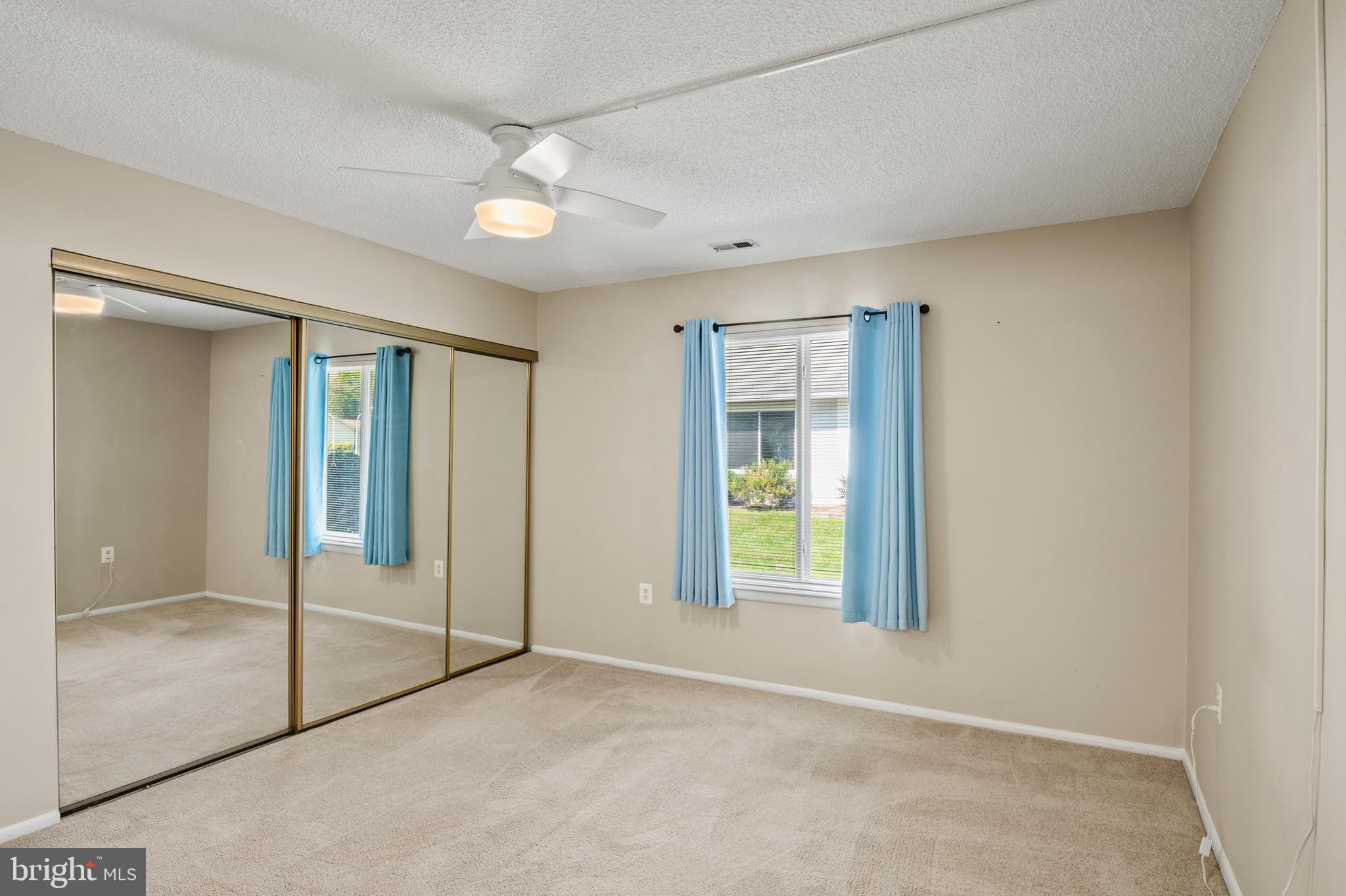 LEISURE WORLD - Residential