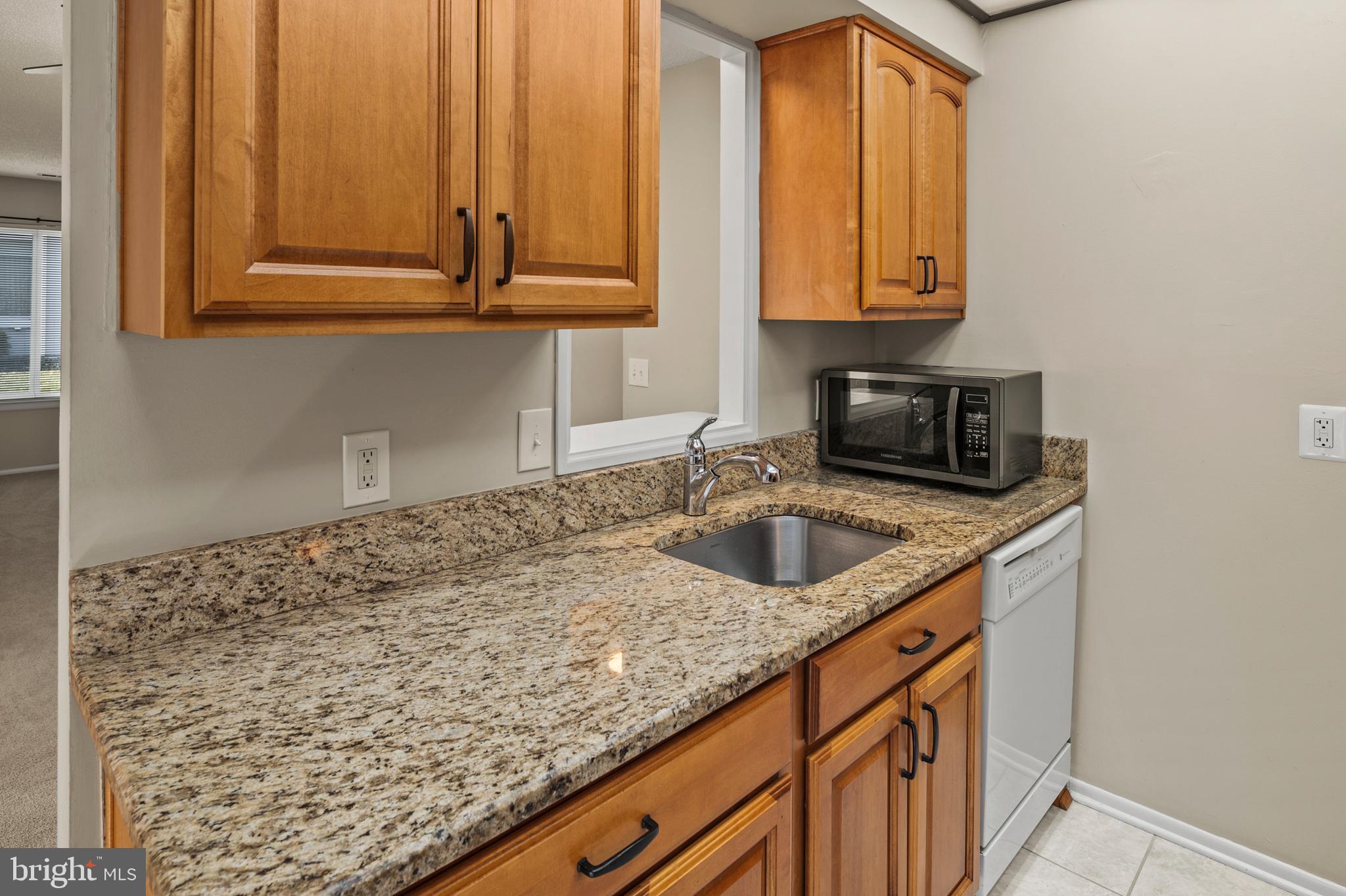 LEISURE WORLD - Residential