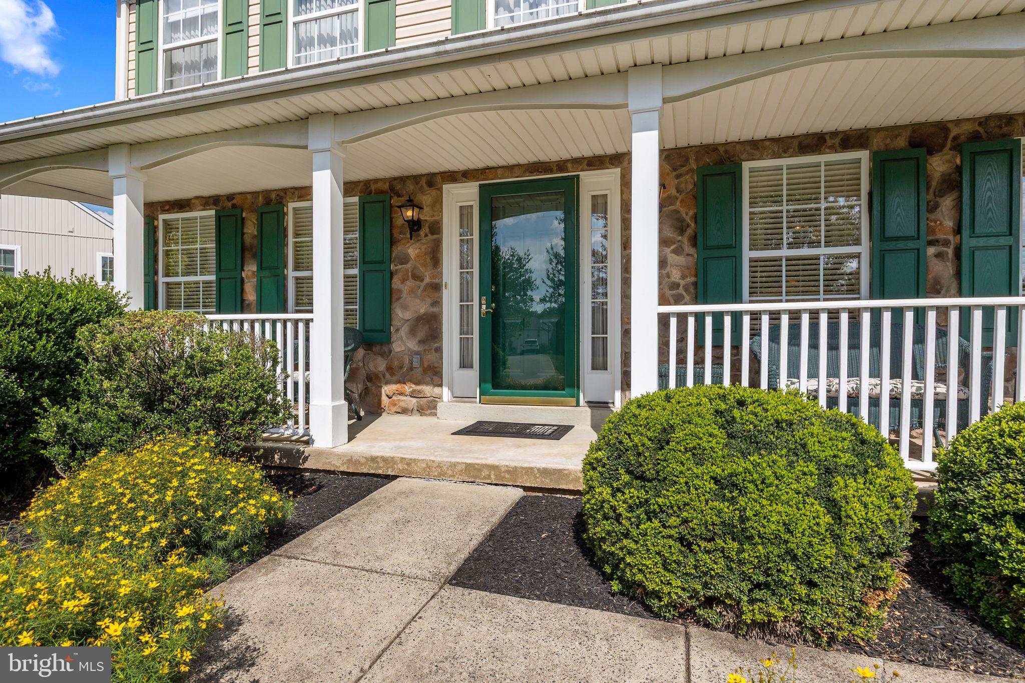 1211 LADY VIOLET DRIVE