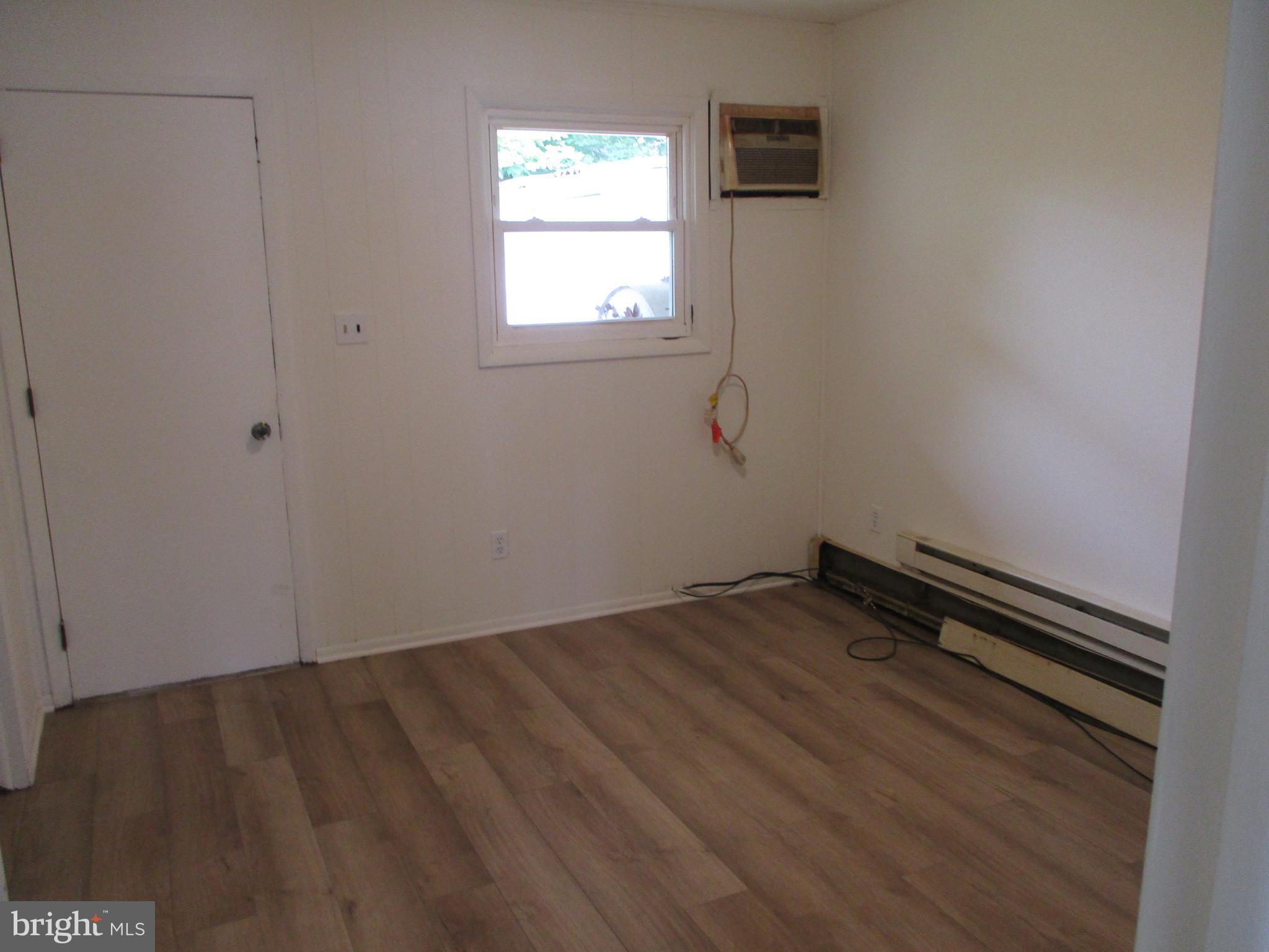 HAMPTONS OF BRIGHTWOOD - Residential Lease