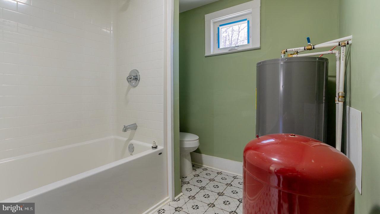 NONE-UNRESTRICTED - Residential