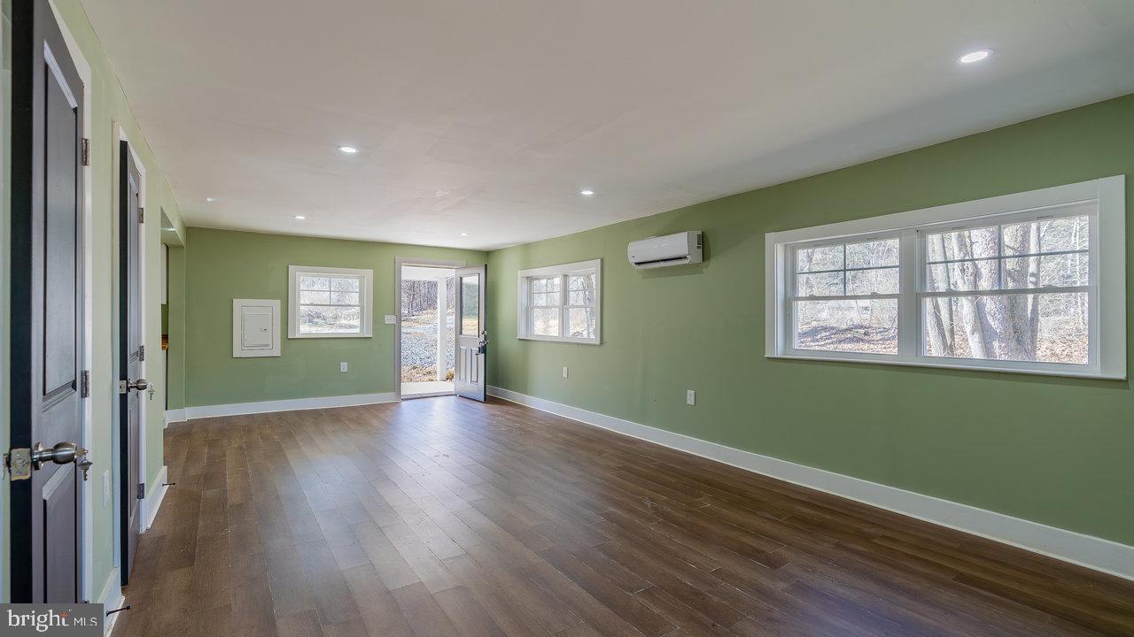 NONE-UNRESTRICTED - Residential