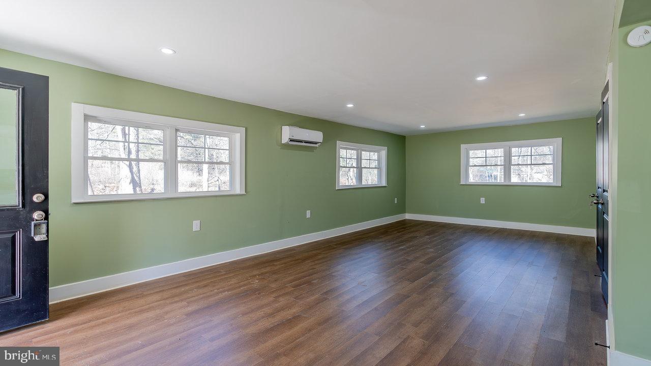 NONE-UNRESTRICTED - Residential