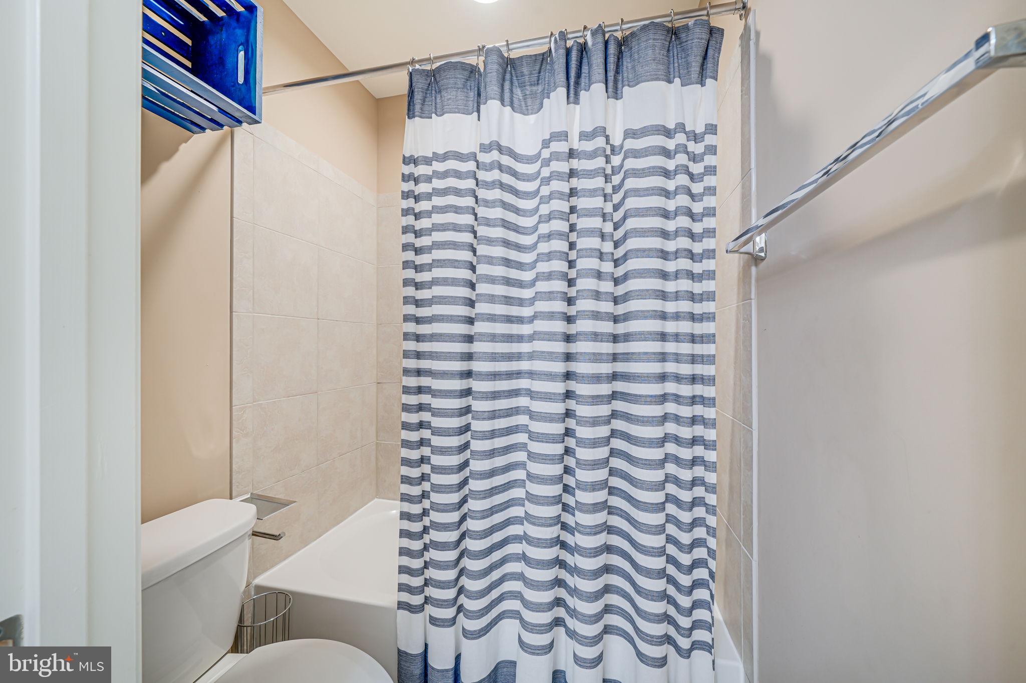 HOPE HILL CROSSING - Residential