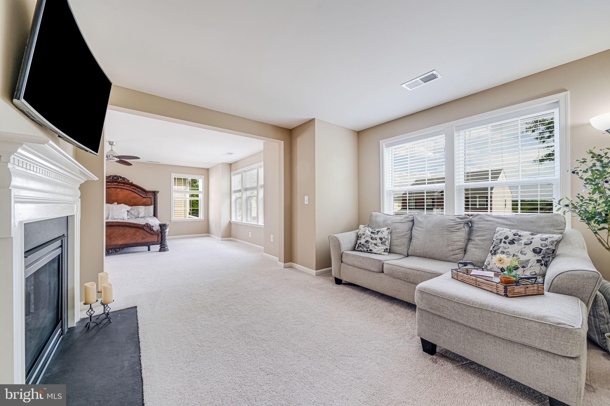 HOPE HILL CROSSING - Residential