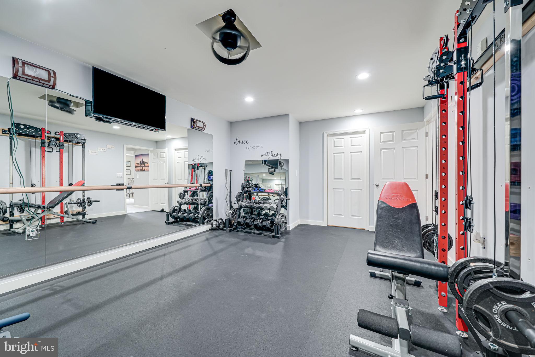 HOPE HILL CROSSING - Residential