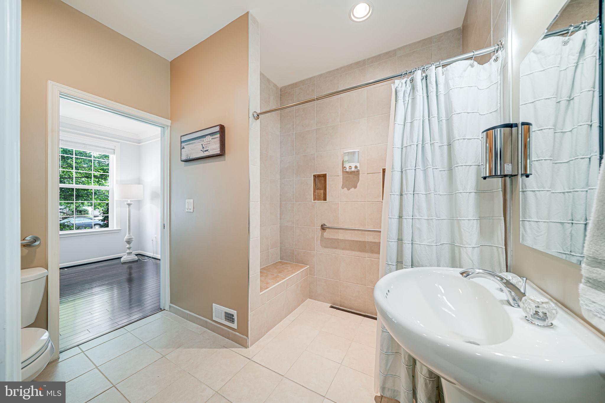 HOPE HILL CROSSING - Residential