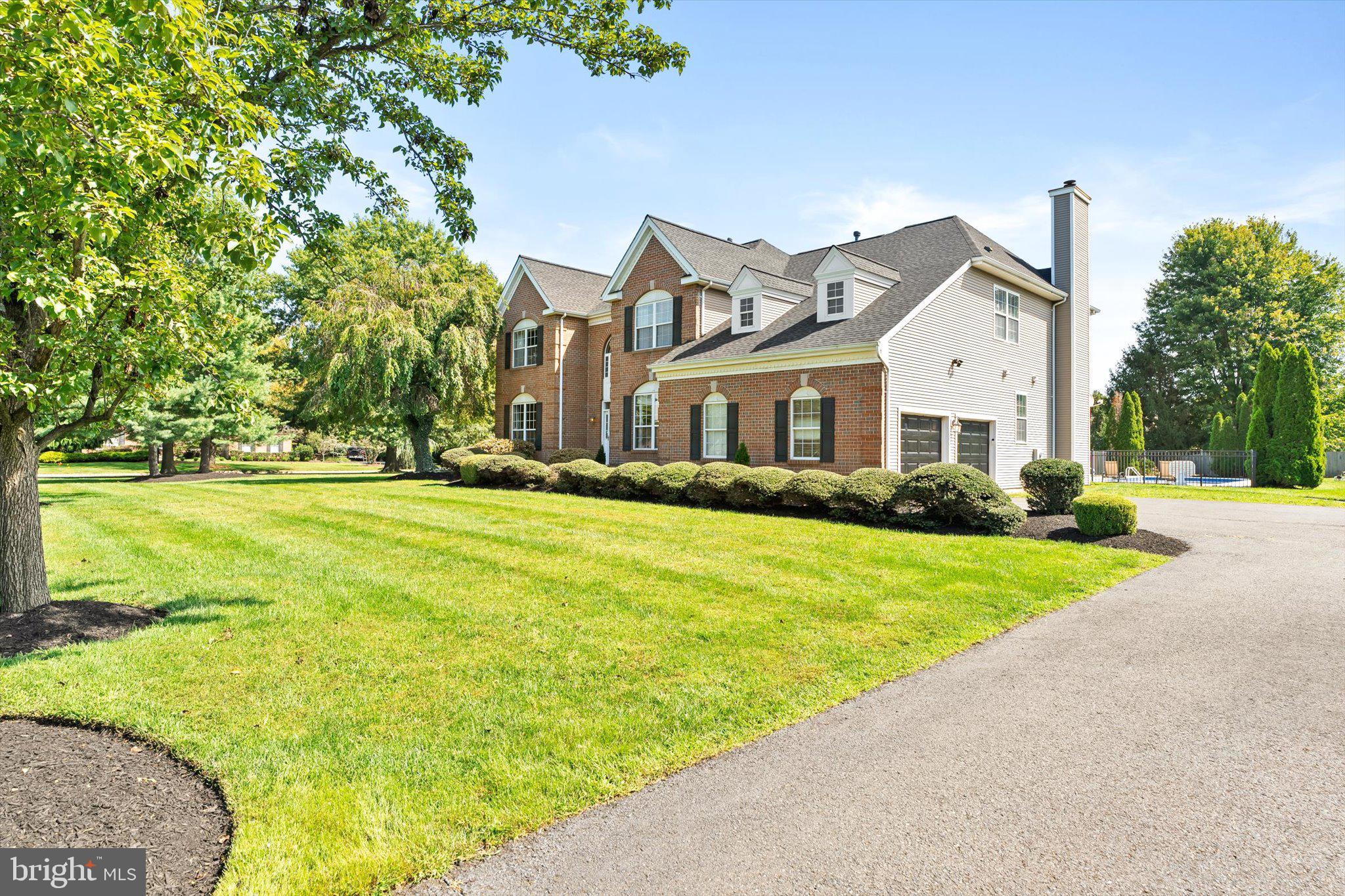 1 SOMERSET COURT