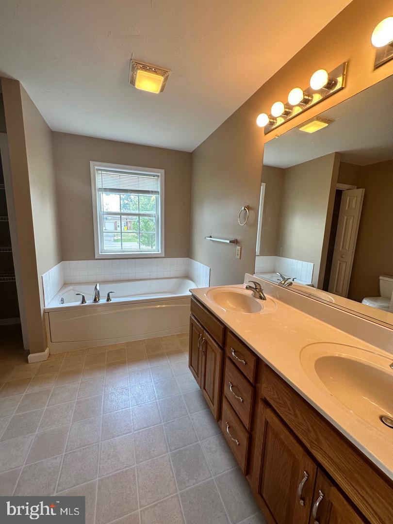 BRIDLE CREEK - Residential Lease