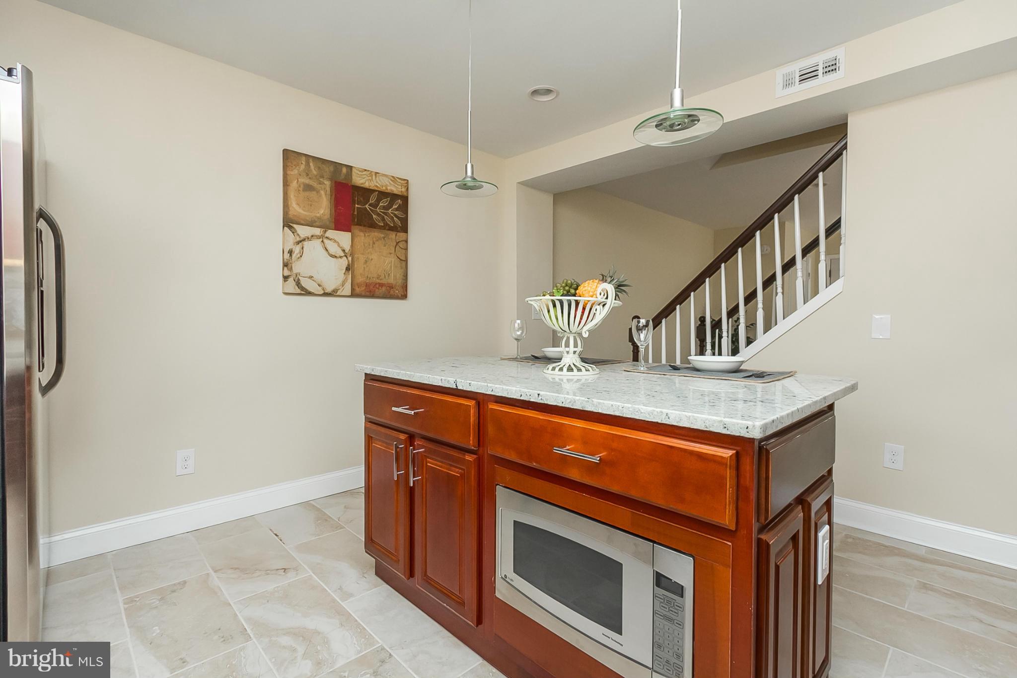 NORTHWOOD - Residential