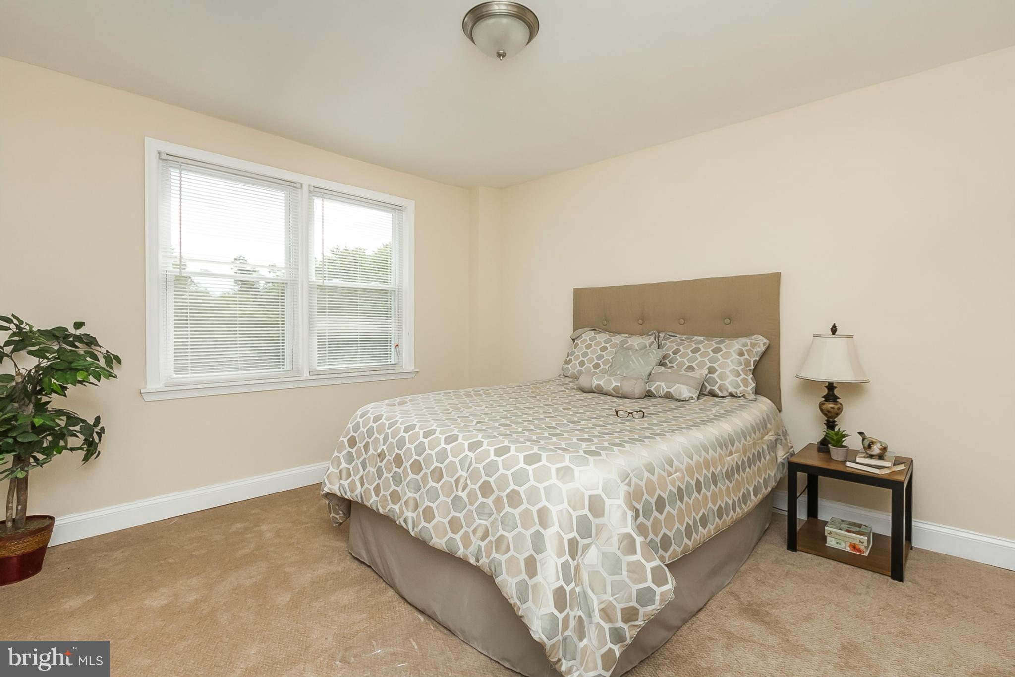 NORTHWOOD - Residential