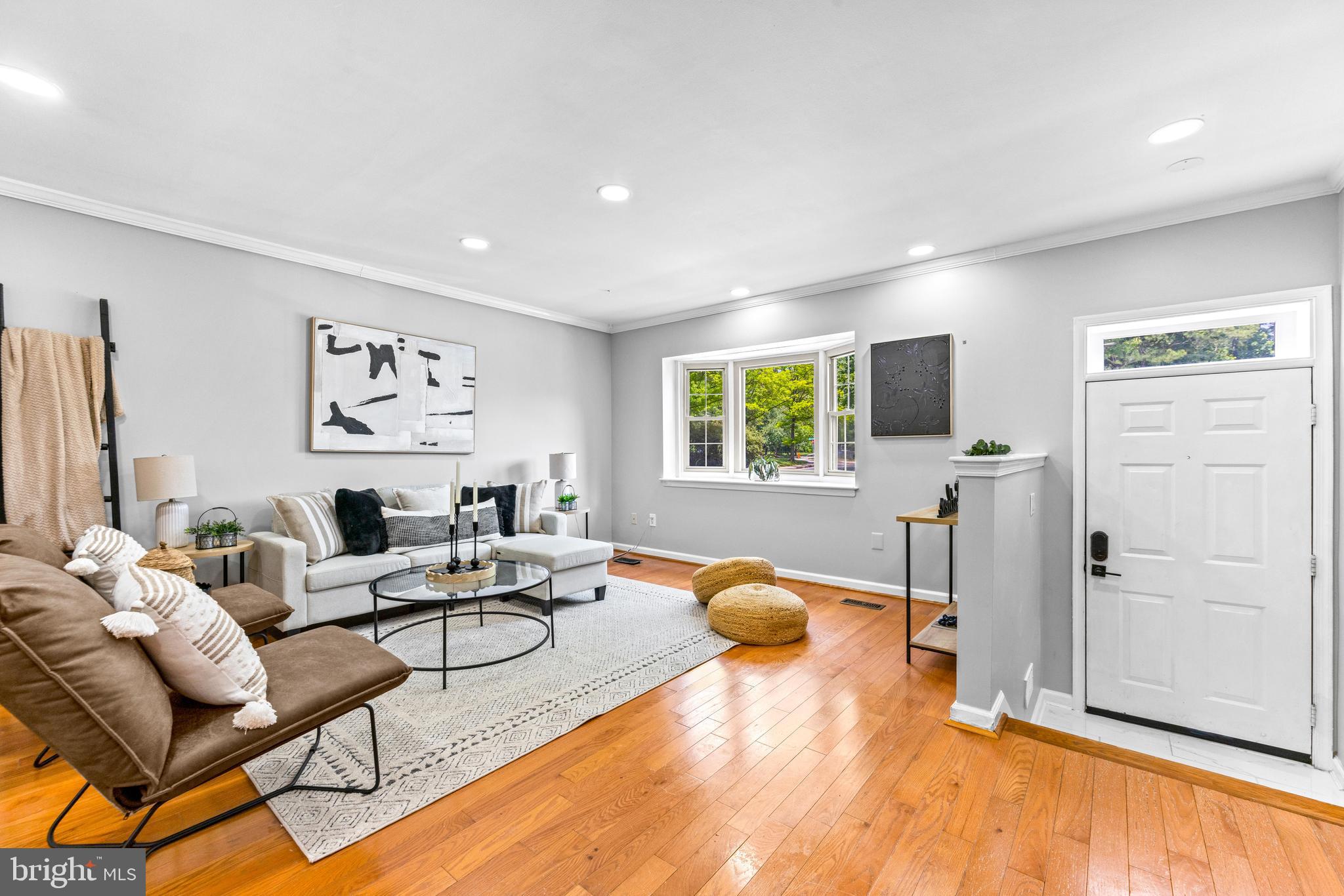 8 CROSS FALLS CIRCLE