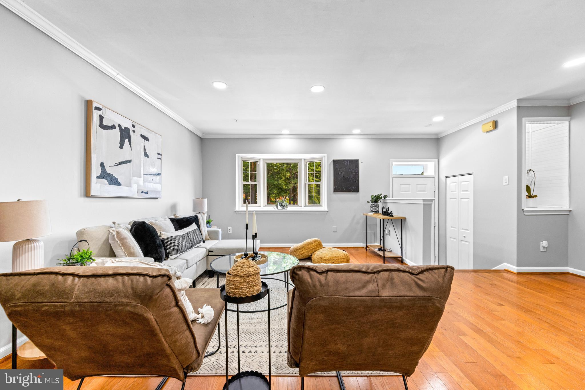 8 CROSS FALLS CIRCLE