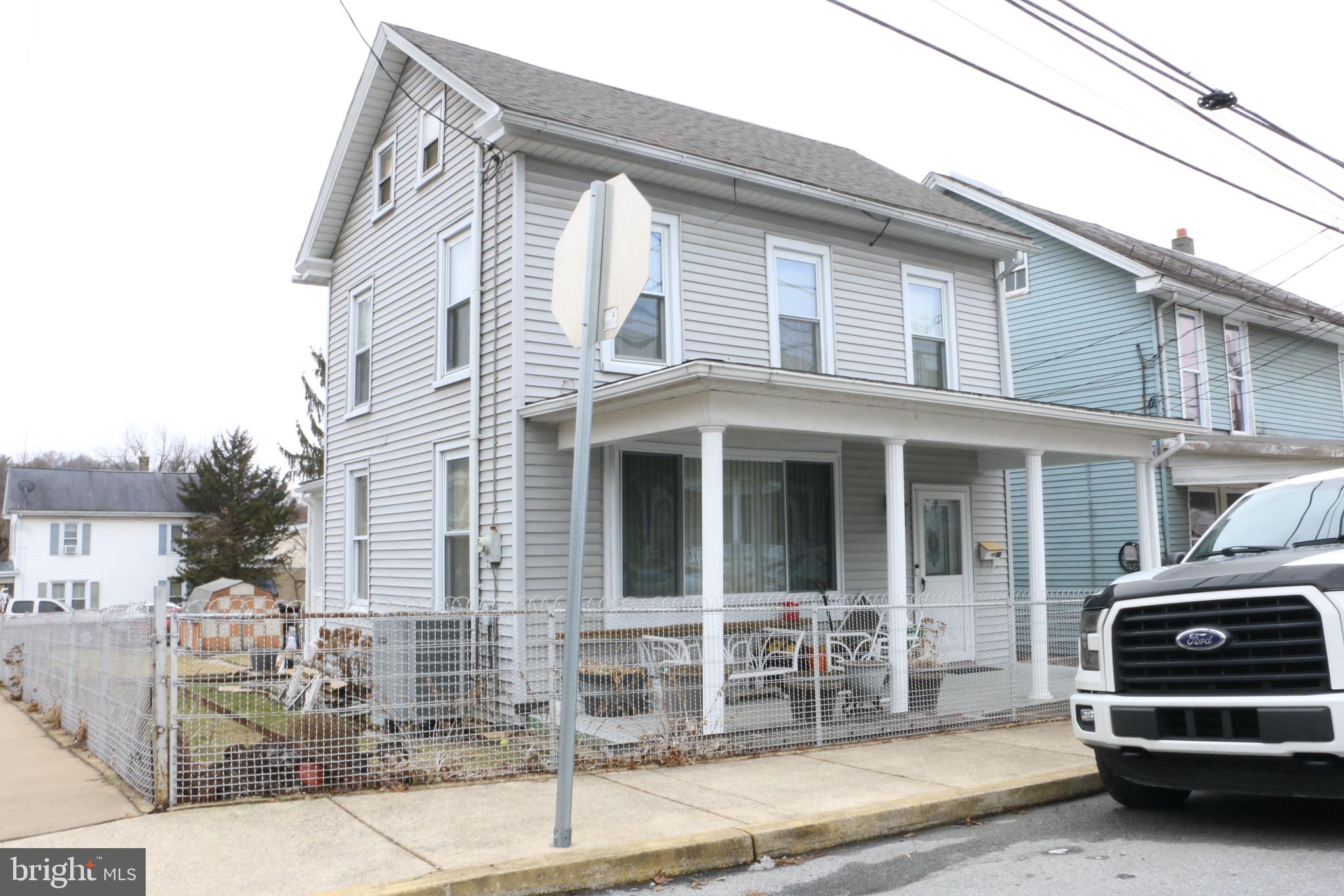 87 E FRANKLIN STREET