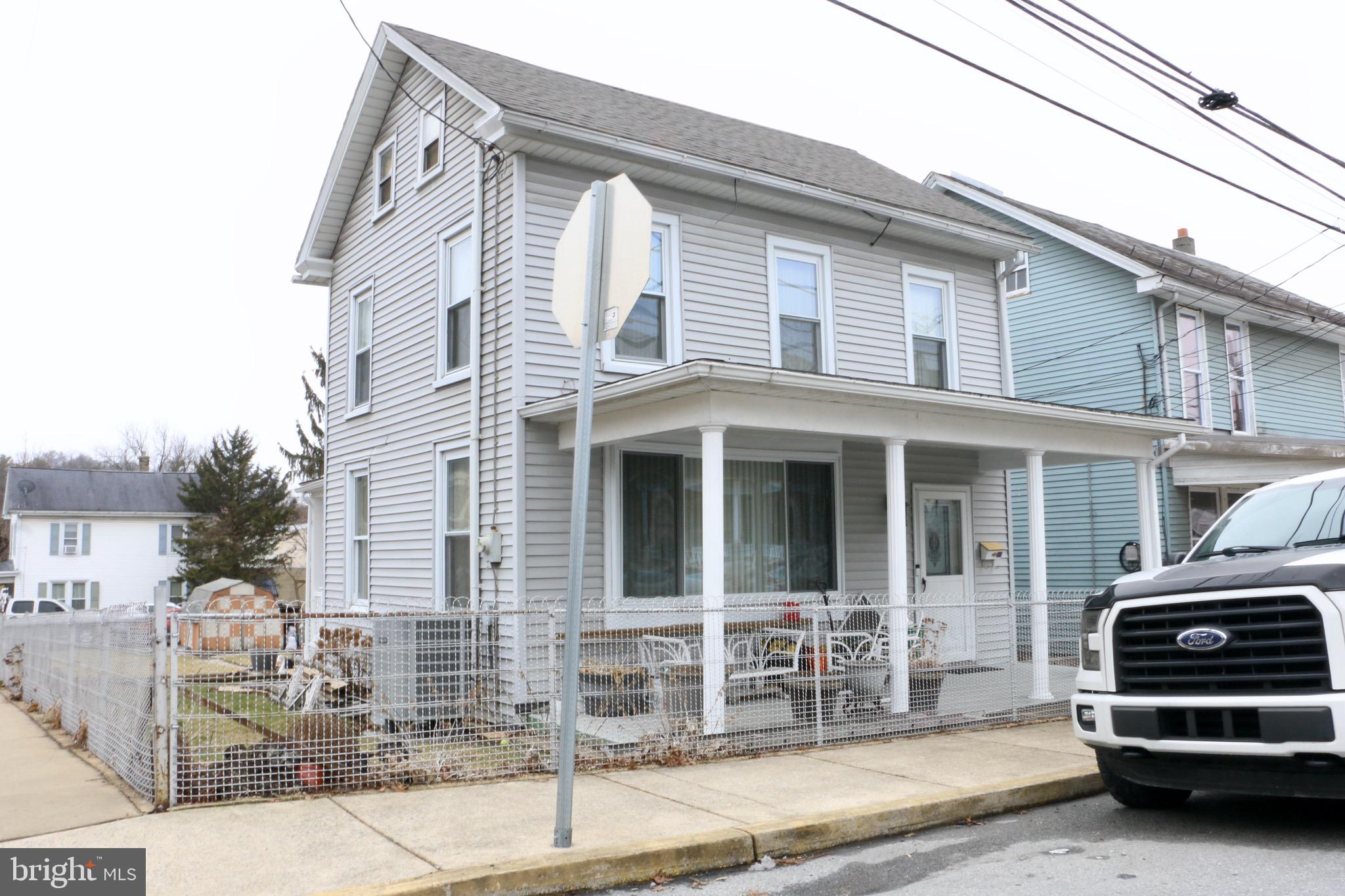 87 E FRANKLIN STREET