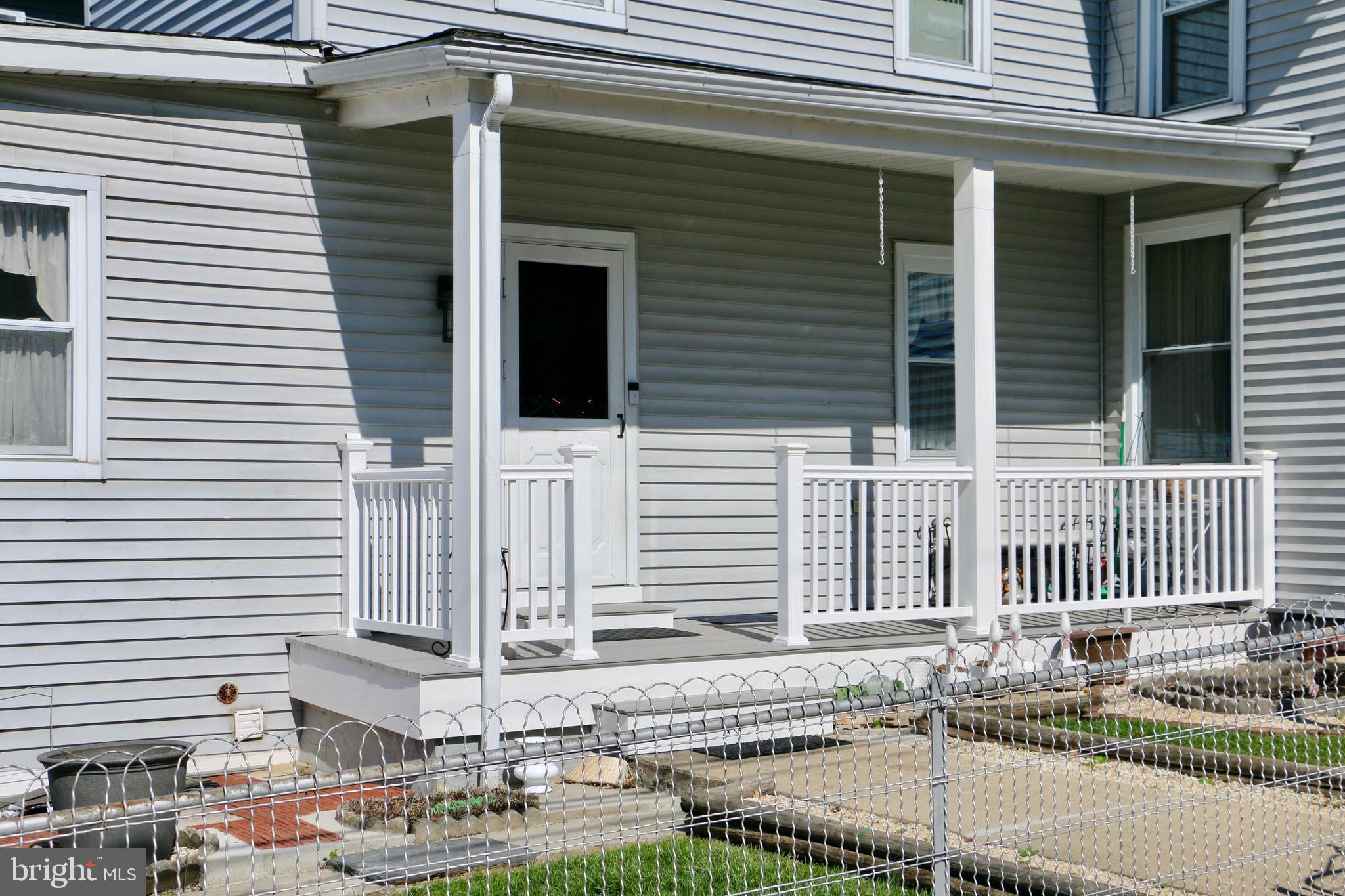 87 E FRANKLIN STREET