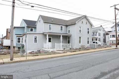 87 E FRANKLIN STREET EPHRATA PA 17522