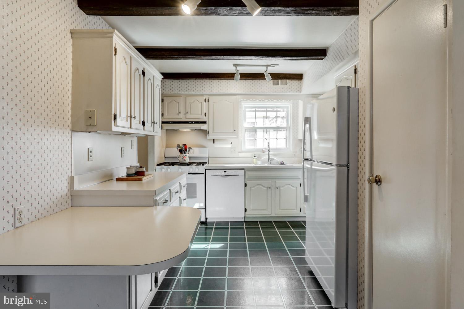 VALLEYBROOK ESTATES - Residential