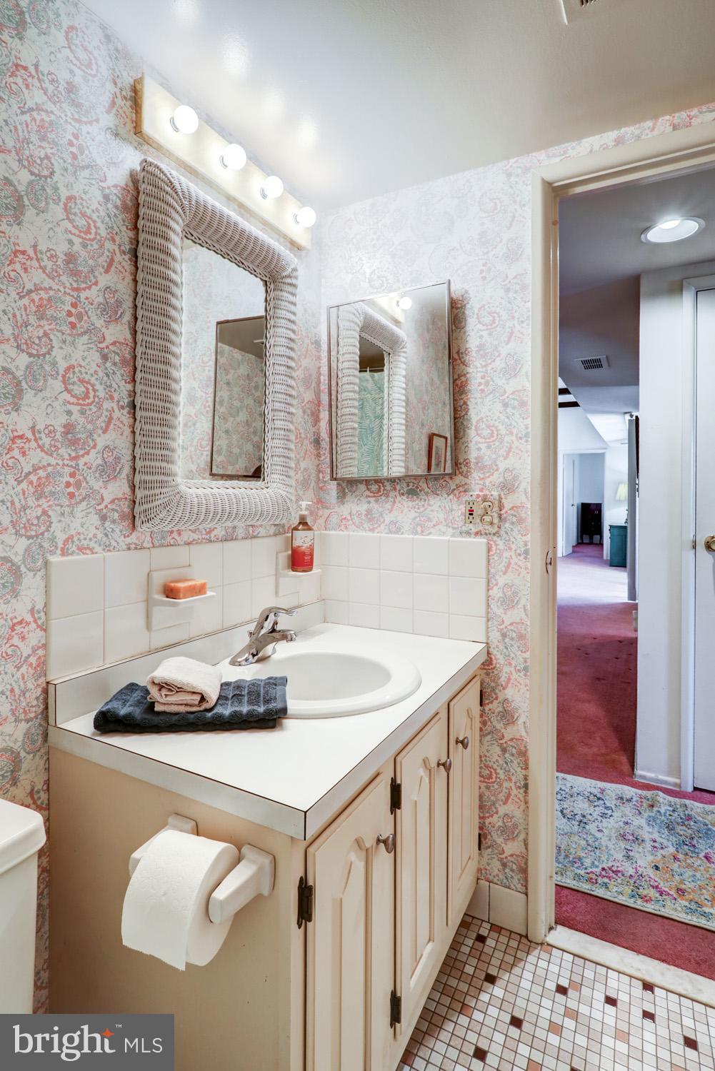 VALLEYBROOK ESTATES - Residential