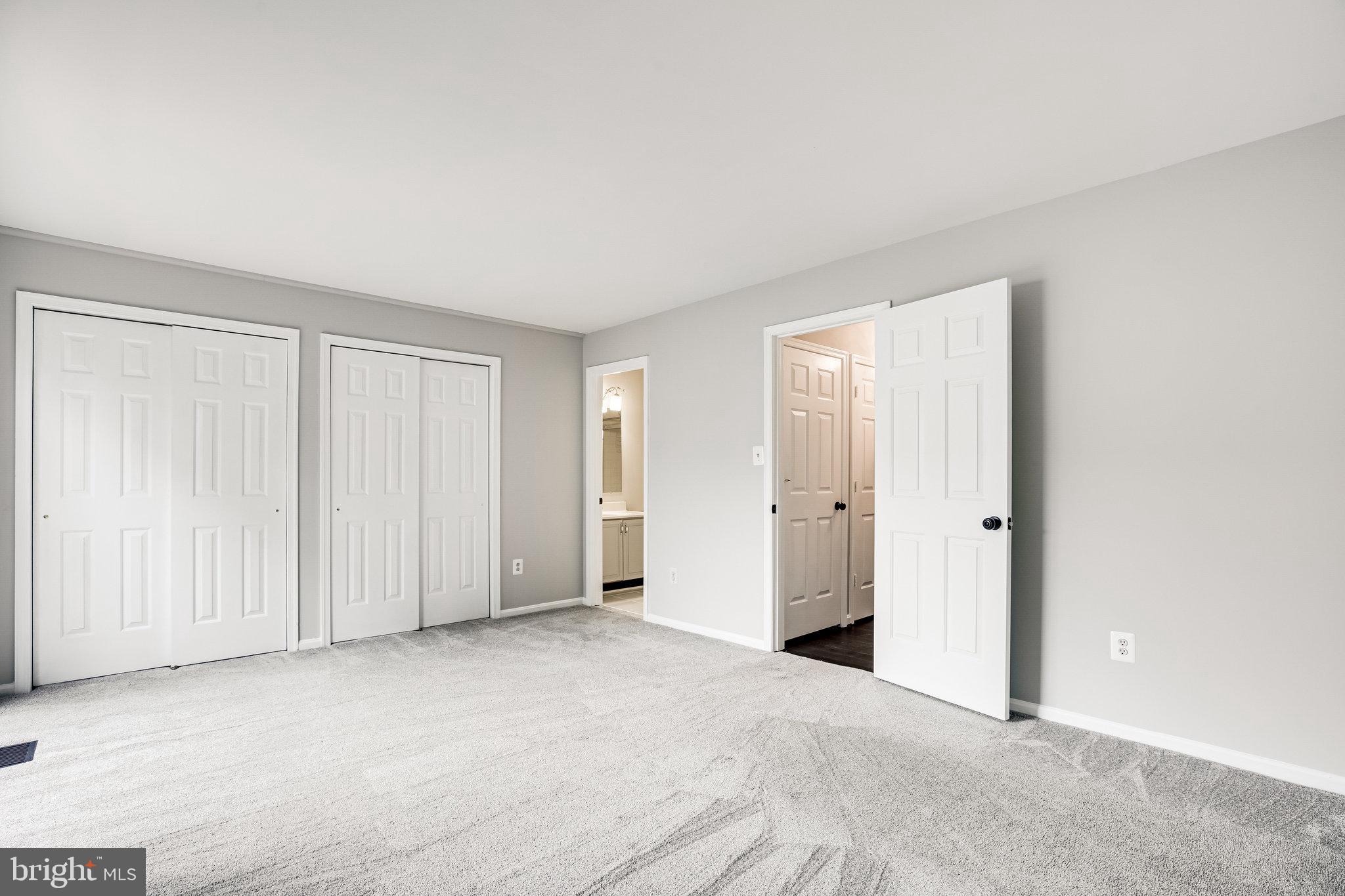 PINECREST - Residential