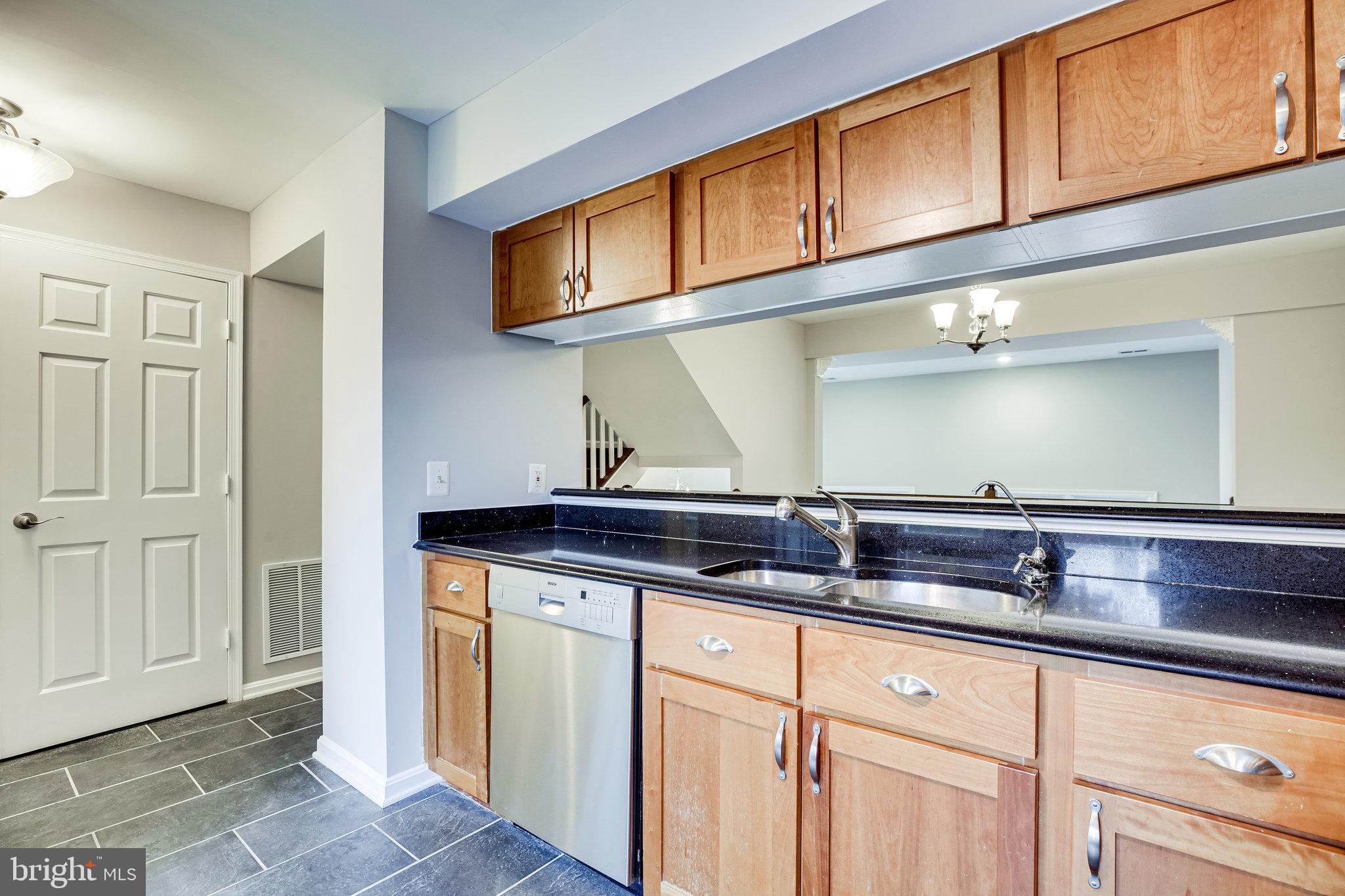 PINECREST - Residential