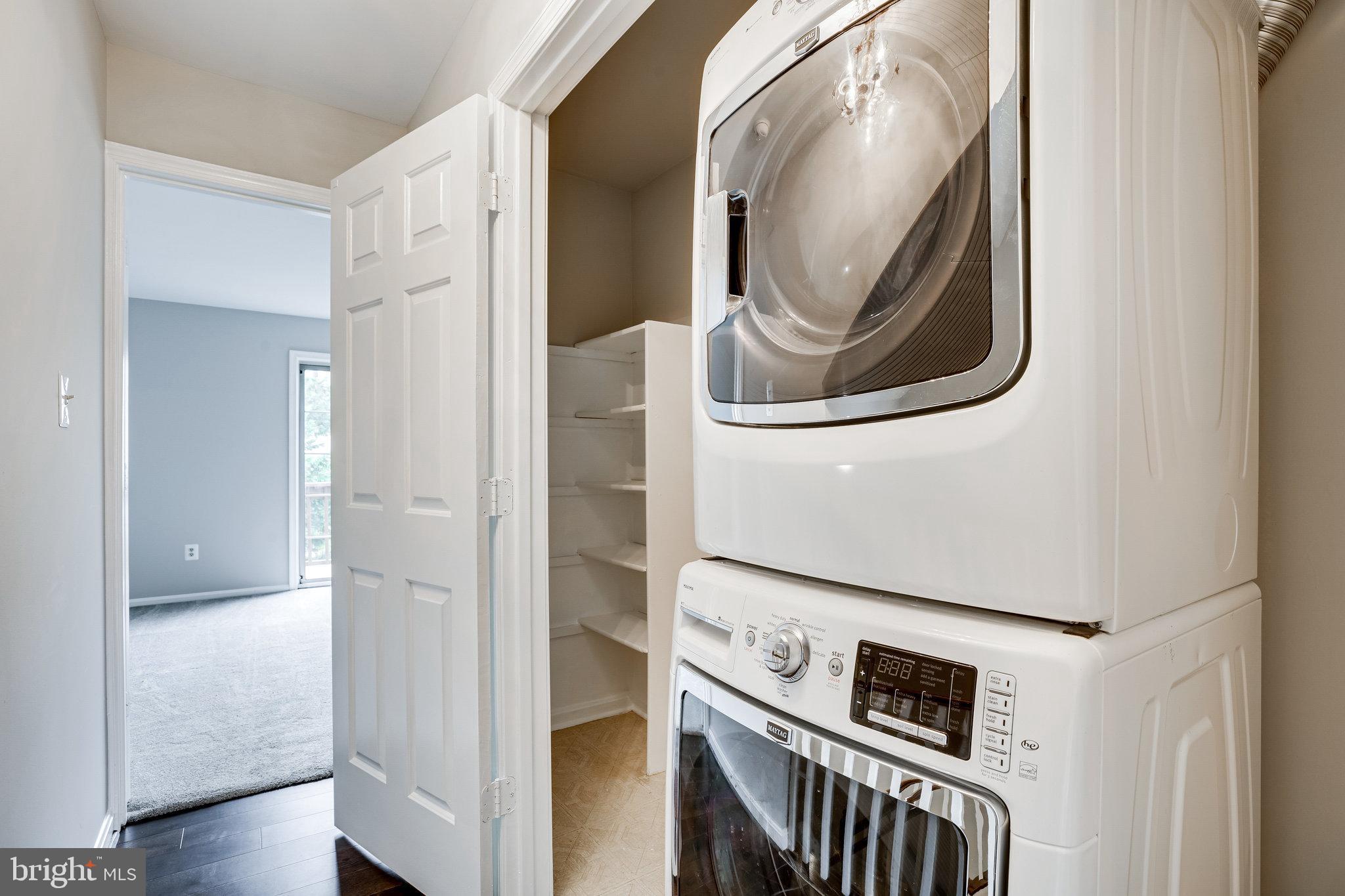 PINECREST - Residential