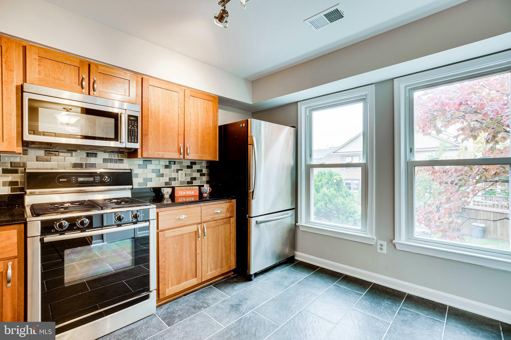 PINECREST - Residential