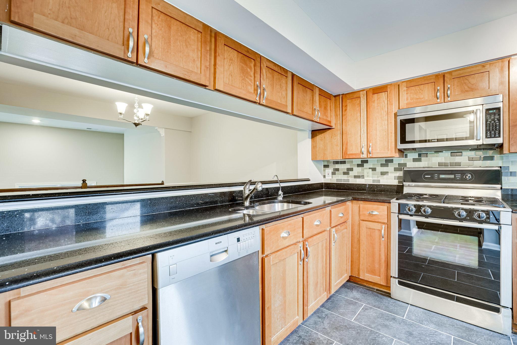PINECREST - Residential