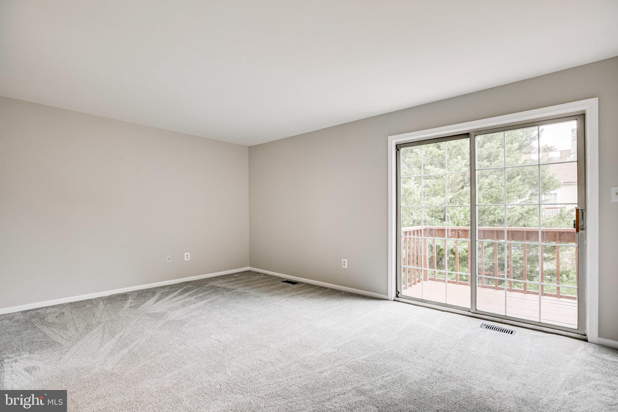 PINECREST - Residential