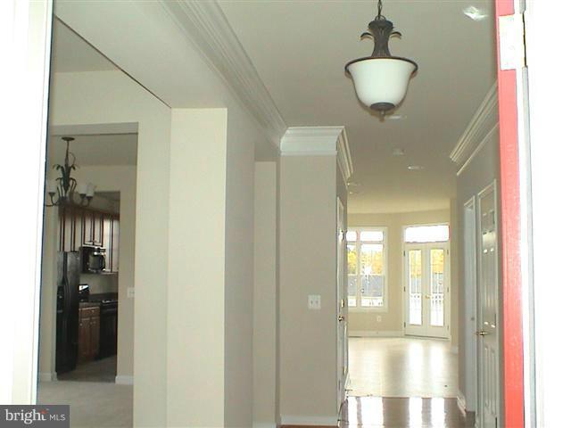 DAVIS ESTATES - Residential Lease