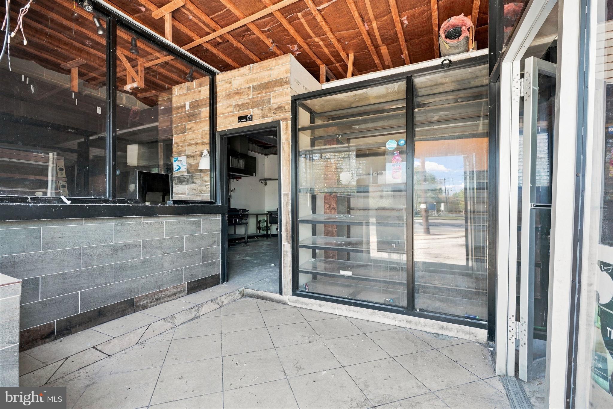 5501 LINDBERGH BOULEVARD