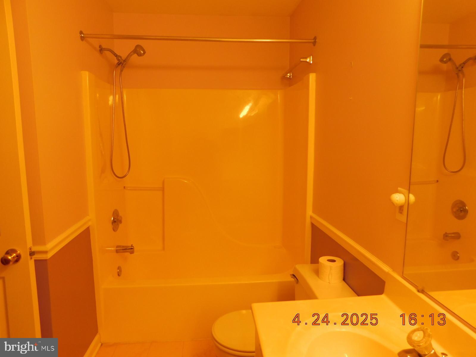 CHESAPEAKE LANDING - Residential